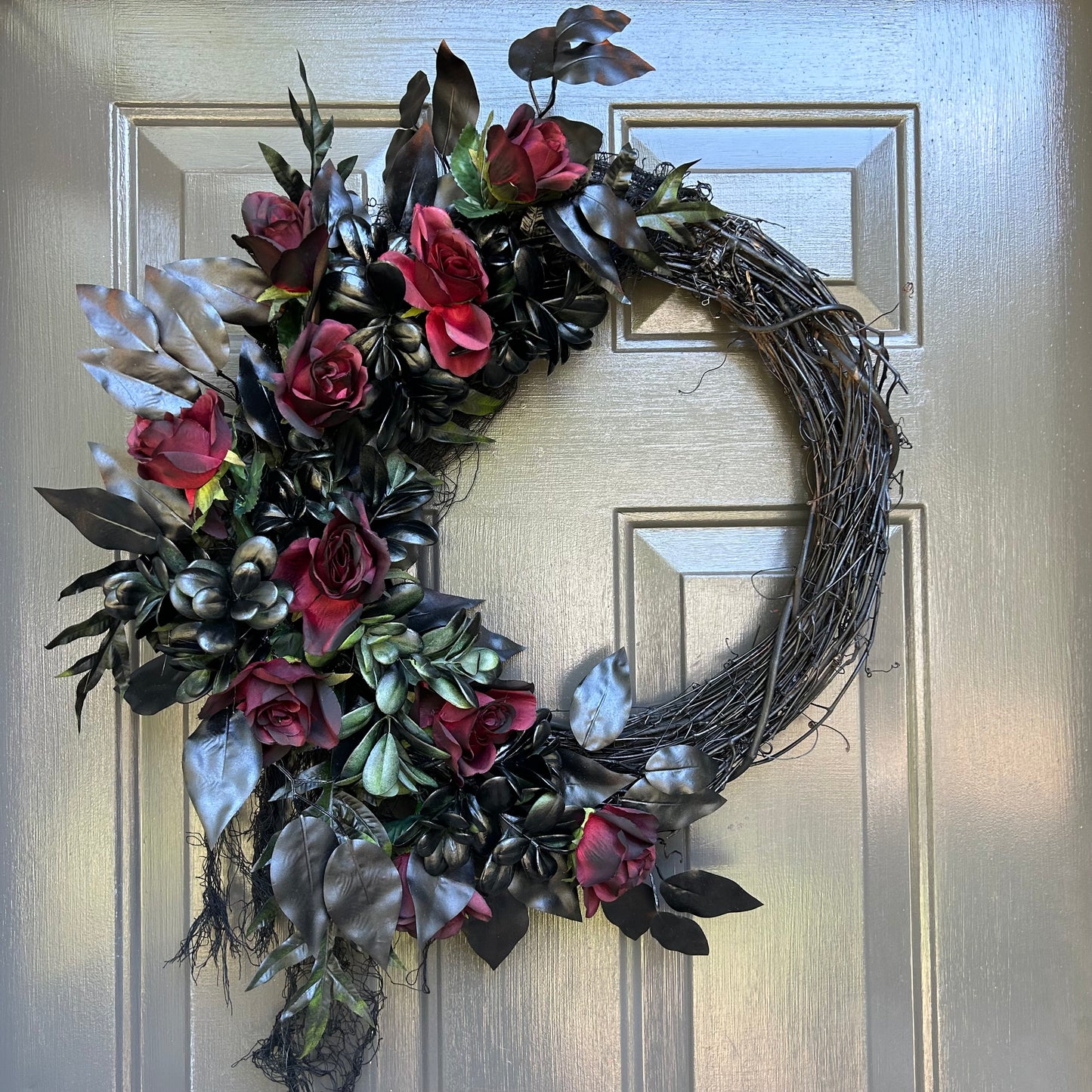 Gothic Elegance Halloween Wreath